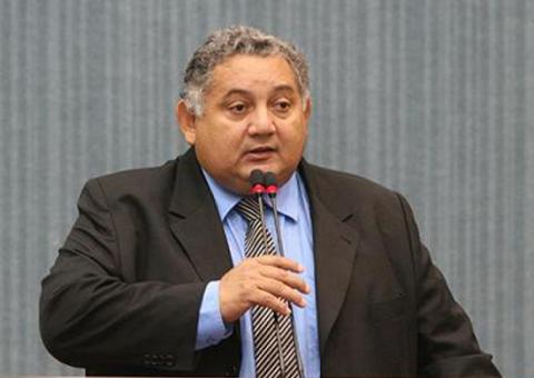 Vereador propõe investigar déficit deixado por Amazonino